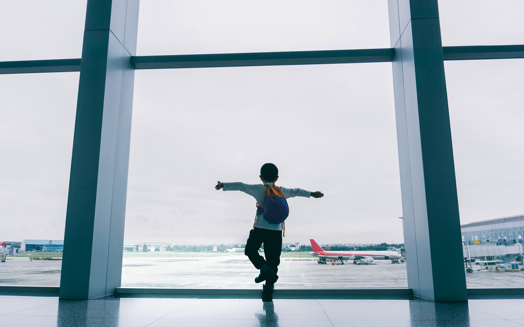 Travel child airport SSP
